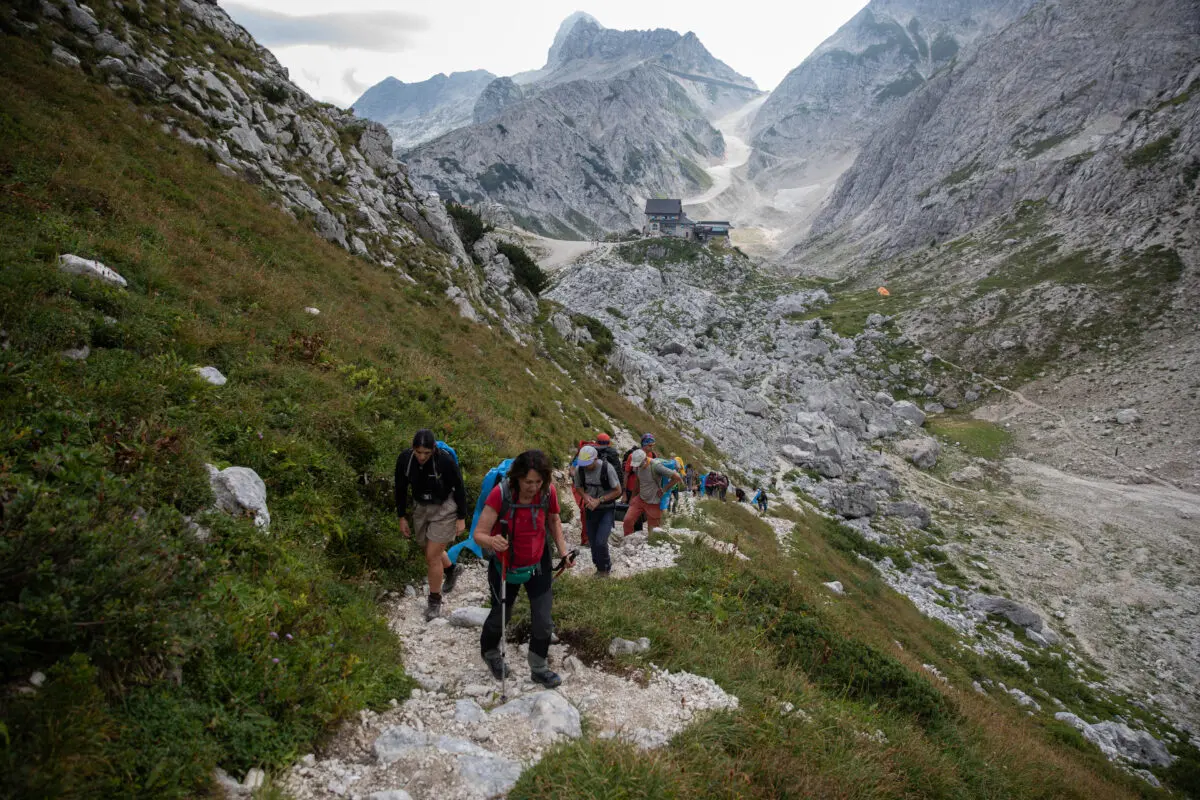 Il 2024 segna un altro anno di arretramento per i ghiacciai alpini: l’effetto del cambiamento climatico