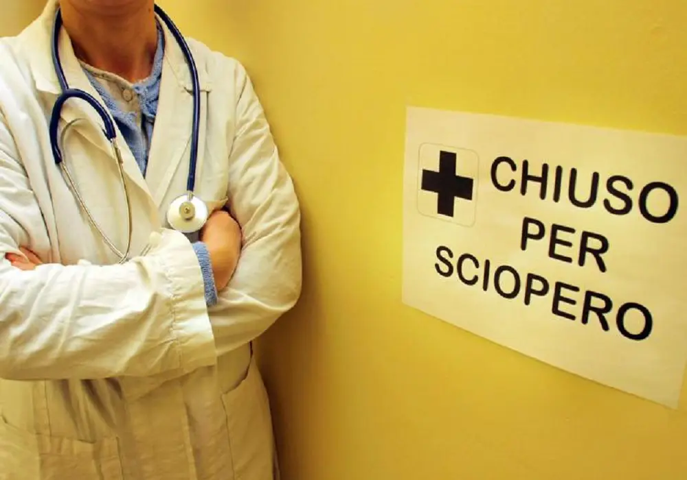 Medici sul piede di guerra: sciopero all’orizzonte per contratti e risorse insufficienti