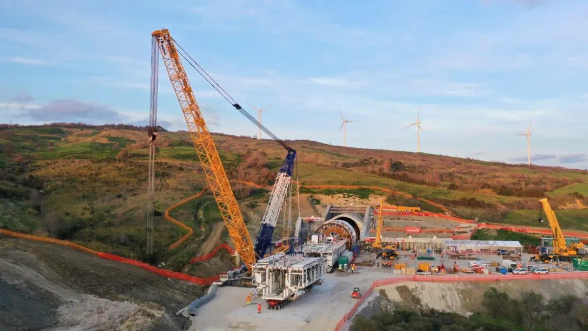 Webuild: la talpa “Partenope” sfida le montagne per l’alta velocità della Salerno-Reggio Calabria