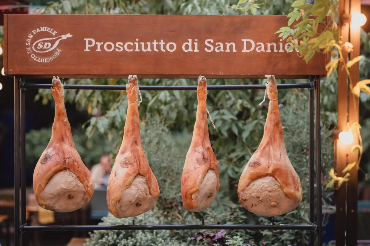 Torna “Aria di San Daniele”: il tour gastronomico che celebra il Prosciutto DOP in sei città italiane