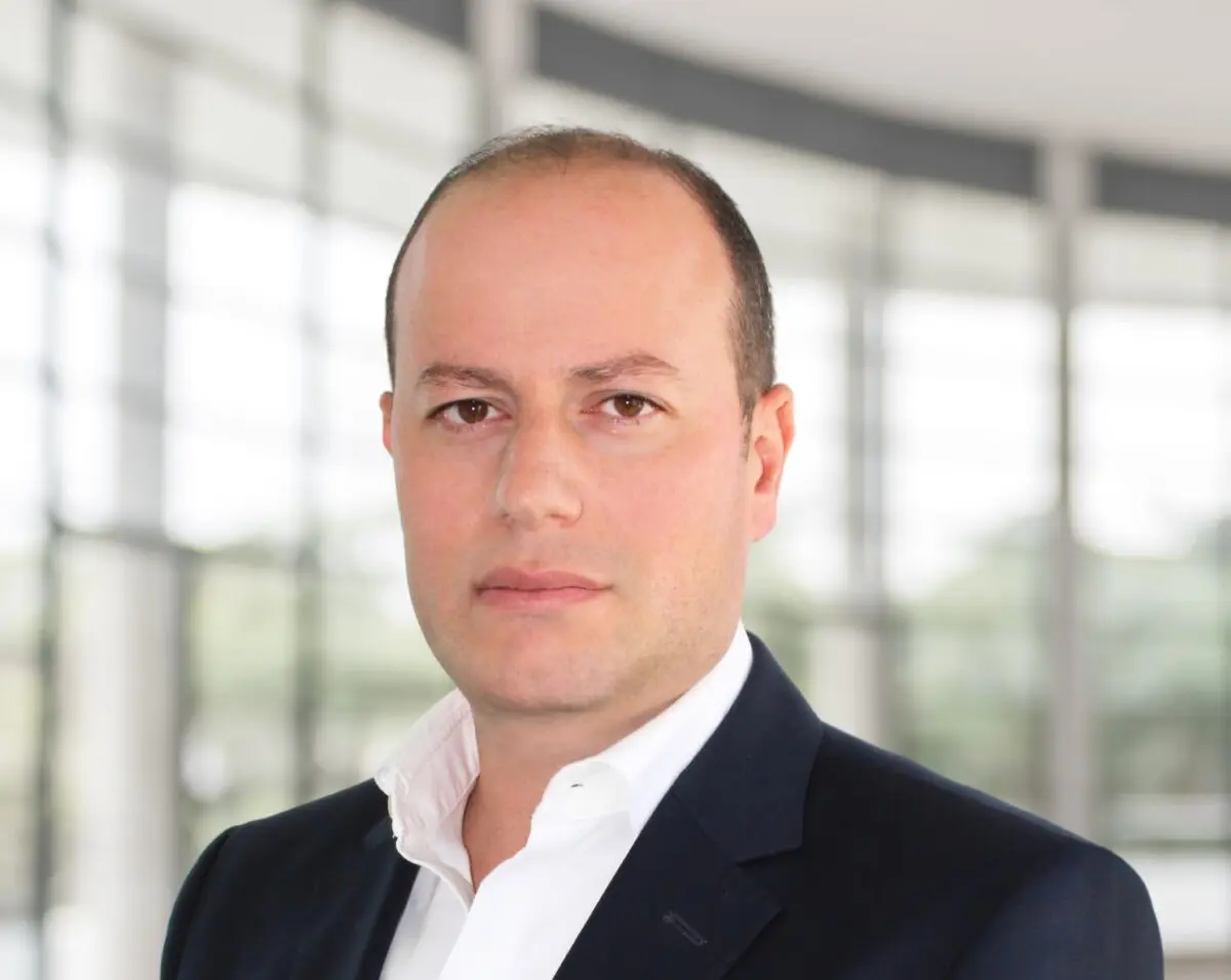 Arrow Real Estate Advisors completa il rifinanziamento industriale da 11 mln di dollari ad Auburn Hills