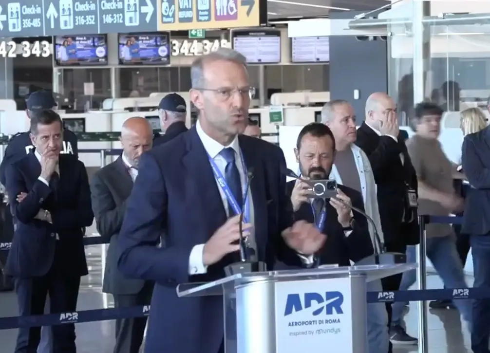 Trasporto aereo, firmato il nuovo contratto nazionale. Troncone (ADR): “Siamo estremamente soddisfatti”