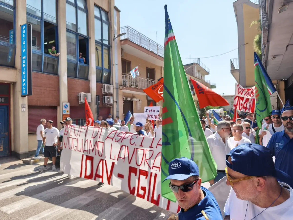 Crisi Idav a Striano: oltre 150 lavoratori a rischio, il Sindaco chiede chiarezza