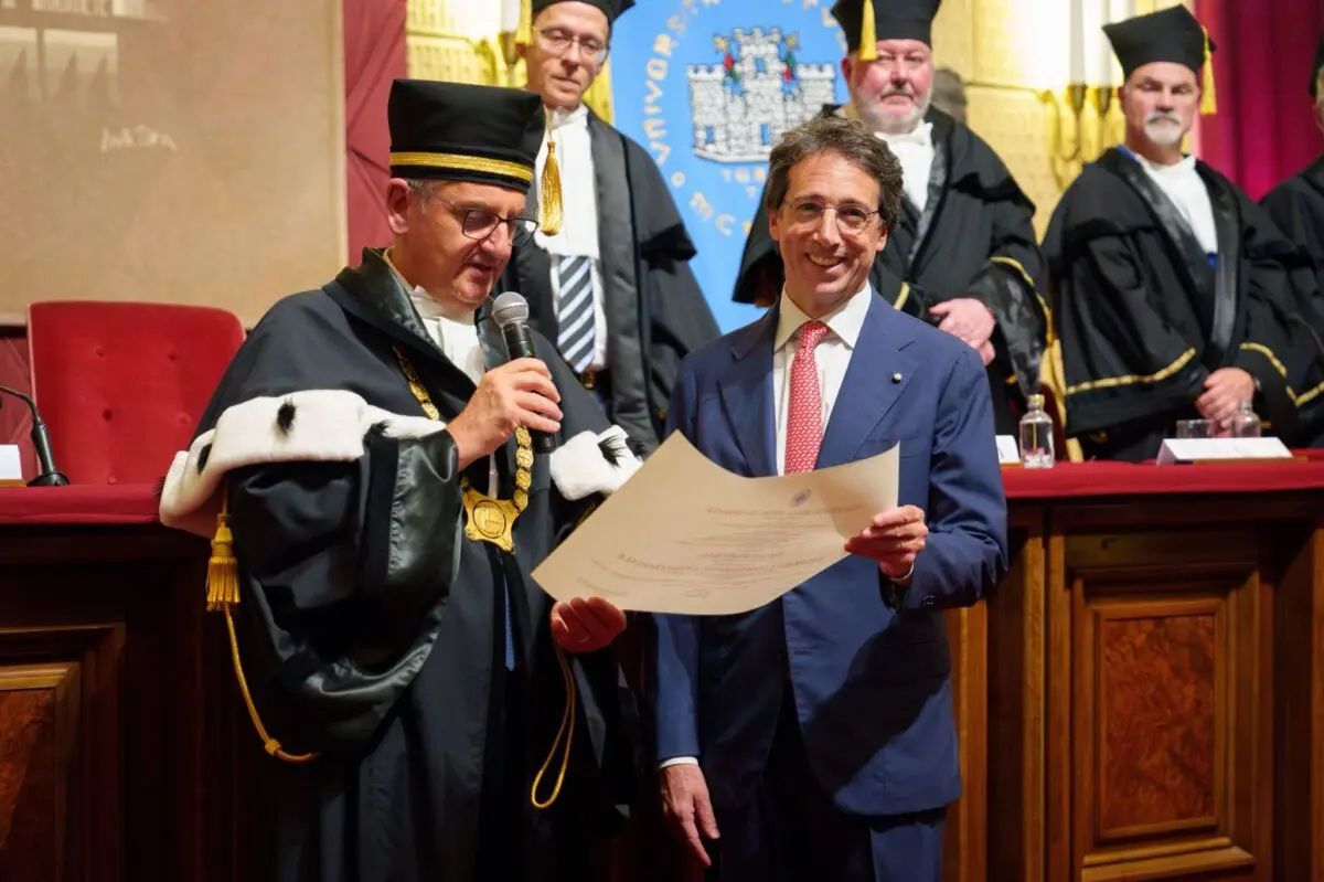 Simone Bemporad Laurea ad Honorem all’Università di Trieste, riconosciuta l’eccellenza nella diplomazia d’impresa