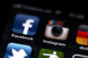 Facebook swallows Instagram for 1 billion US dollars