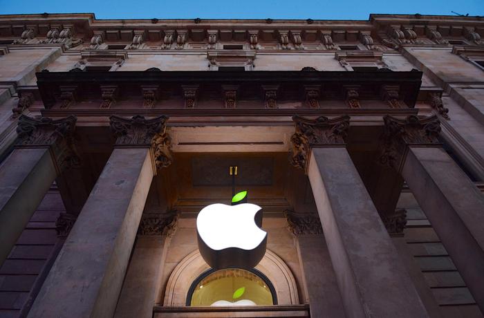 Earth Day, il logo degli Apple Store si tinge di verde