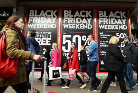 Black Friday shopping in London