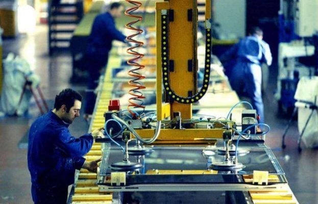 Questa immagine ha l'attributo alt vuoto; il nome del file è produzione-industriale-623x400.jpeg