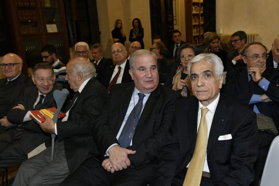 Premio Socrate Ad Agazio Loiero, Foto Di Maurizio Riccardi. Da Sinistra, Giuseppe Fioroni E L'ing. Nicola Barone
