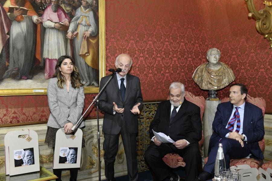 Premio Socrate 2020. Foto Di Maurizio Riccardi. Da Sinistra, Il Generale Mario Mori Con Cesare Lanza E Luigi Gubitosi