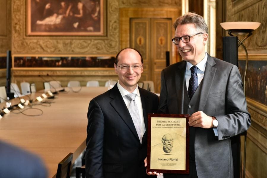 Premio Socrate A Luciano Floridi E Don Aldo Buonaiuto, Foto Di Ivan Selloni. Nella Foto, Luciano Floridi