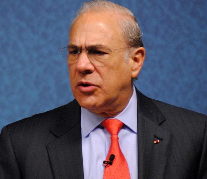 Questa immagine ha l'attributo alt vuoto; il nome del file è Angel-Gurria.jpg