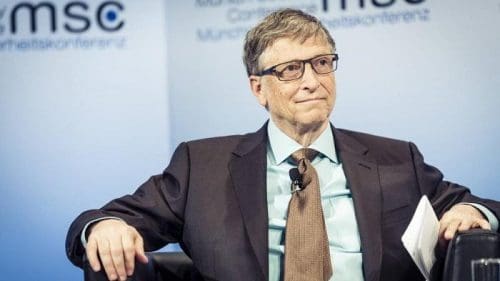 Questa immagine ha l'attributo alt vuoto; il nome del file è bill-gates-40203.1200x675-scaled.jpg