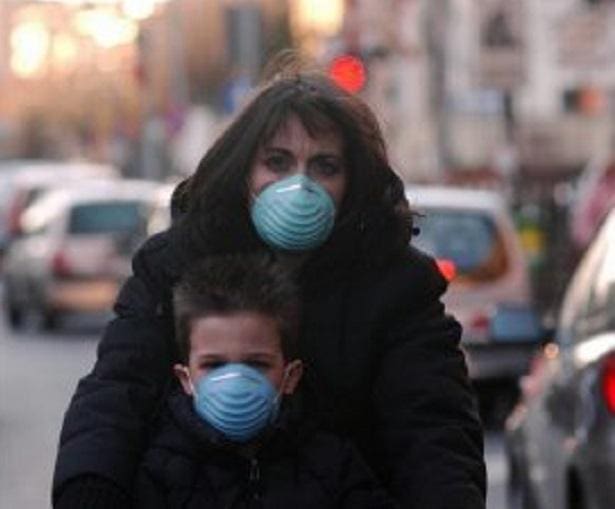 Questa immagine ha l'attributo alt vuoto; il nome del file è smog-1.jpg