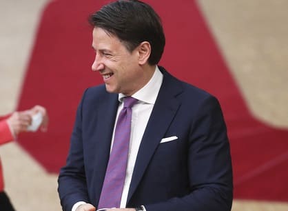 Questa immagine ha l'attributo alt vuoto; il nome del file è Giuseppe-Conte-3.jpg