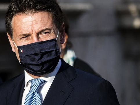 Questa immagine ha l'attributo alt vuoto; il nome del file è Giuseppe-Conte.jpg