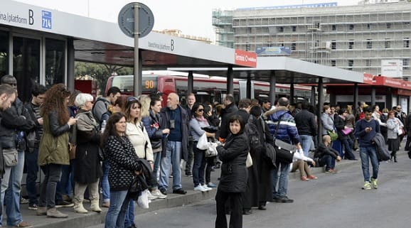 Questa immagine ha l'attributo alt vuoto; il nome del file è Mezzi-di-trasporto.jpg