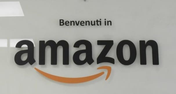 Questa immagine ha l'attributo alt vuoto; il nome del file è Amazon-2.jpg