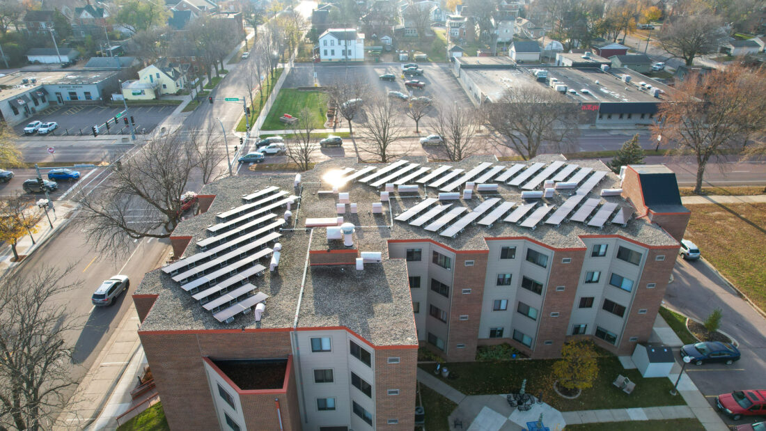 Minnesota, Wolf River Electric porta l’energia solare agli alloggi pubblici di New Ulm